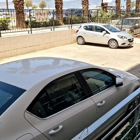 Apartmán Elegant & Cozy Retreat Home, Center Gem By The Seaside, Steps From The Tram *