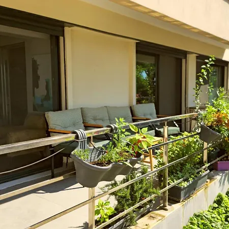Elegant & Cozy Retreat Home, Center Gem By The Seaside, Steps From The Tram Lejlighed