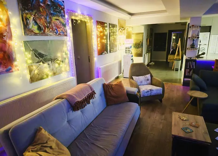 Elegant & Cozy Retreat Home, Center Gem By The Seaside, Steps From The Tram Apartamento