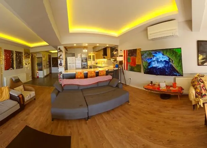 Elegant & Cozy Retreat Home, Center Gem By The Seaside, Steps From The Tram Apartmán