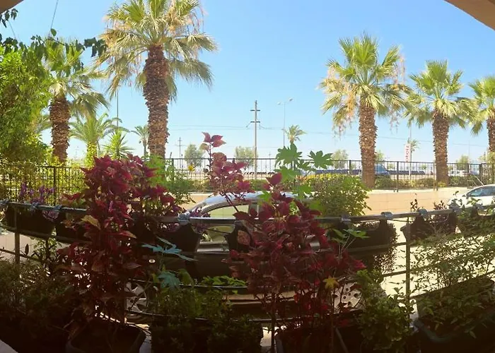 Elegant & Cozy Retreat Home, Center Gem By The Seaside, Steps From The Tram Apartmán İzmir