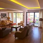 Elegant & Cozy Retreat Home, Center Gem By The Seaside, Steps From The Tram *