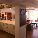 Apartment Elegant & Cozy Retreat Home, Center Gem By The Seaside, Steps From The Tram *