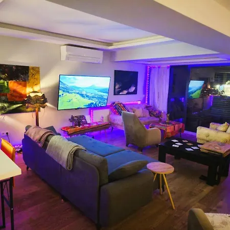 Elegant & Cozy Retreat Home, Center Gem By The Seaside, Steps From The Tram Apartment