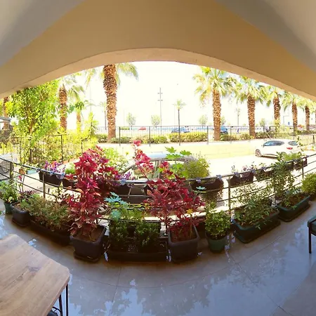 Elegant & Cozy Retreat Home, Center Gem By The Seaside, Steps From The Tram * Izmir