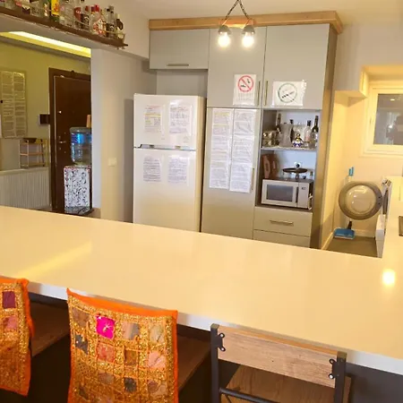 Elegant & Cozy Retreat Home, Center Gem By The Seaside, Steps From The Tram * İzmir