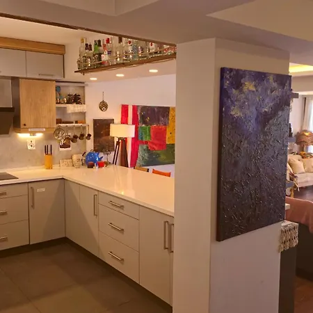 Elegant & Cozy Retreat Home, Center Gem By The Seaside, Steps From The Tram