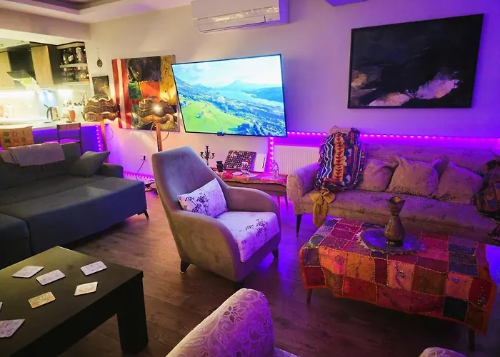 Elegant & Cozy Retreat Home, Center Gem By The Seaside, Steps From The Tram Apartament