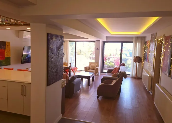 Appartement Elegant & Cozy Retreat Home, Center Gem By The Seaside, Steps From The Tram